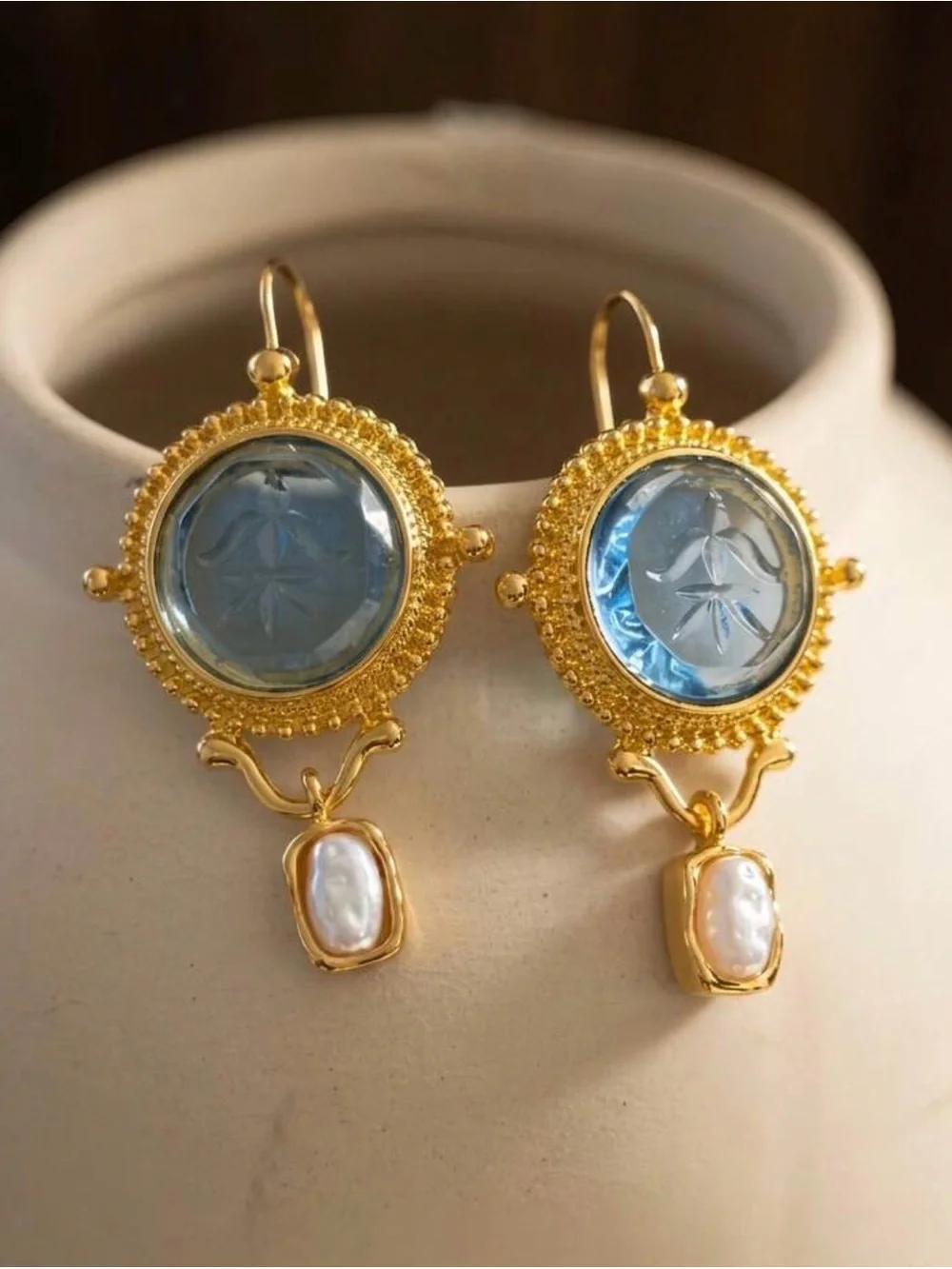 Elegant vintage blue earings